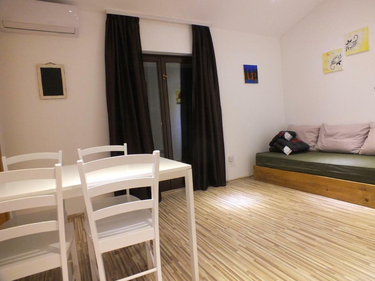 Apartmani Barisic Brodarica  Ngoại thất bức ảnh